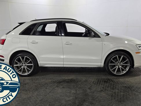 Used 2018 Audi Q3 2.0T Premium Plus w/ S Line Competition Package AWD/4WD image 8