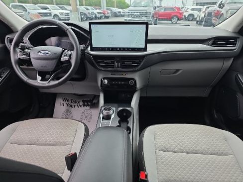 Certified 2023 Ford Escape Active w/ Tech Pack #1 AWD/4WD image 2