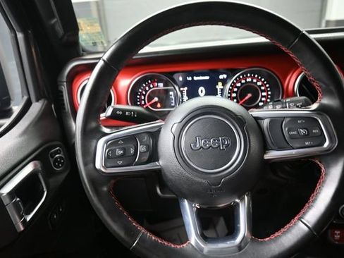 Used 2022 Jeep Wrangler Rubicon w/ LED Lighting Group AWD/4WD image 8