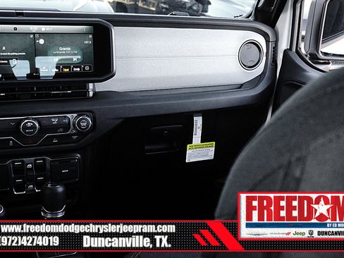 New 2026 Jeep Gladiator Sport AWD/4WD image 39