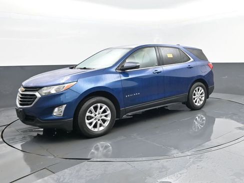 Used 2019 Chevrolet Equinox LT AWD/4WD image 2