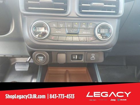 Used 2022 Ford Maverick Lariat w/ Lariat Luxury Package image 14