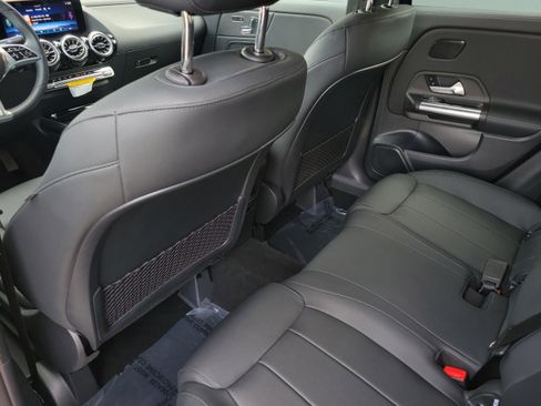 Certified 2026 Mercedes-Benz GLA 250 image 6