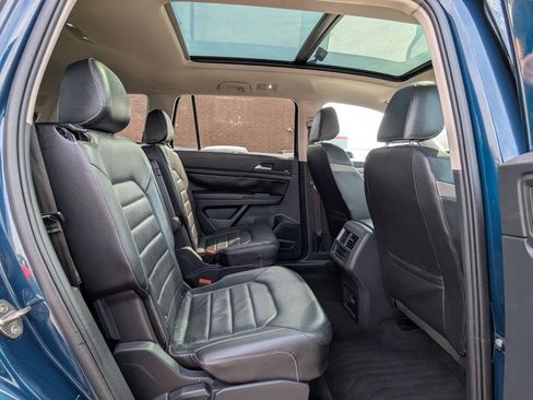 Used 2021 Volkswagen Atlas SEL Premium image 15