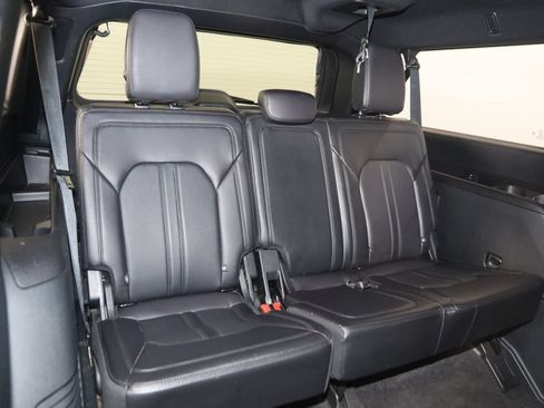 Used 2021 Ford Expedition Max Limited AWD/4WD image 17