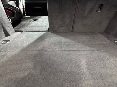 Certified 2023 Audi e-tron Chronos image 14