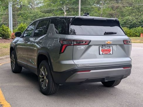 New 2026 Chevrolet Equinox LT FWD image 4