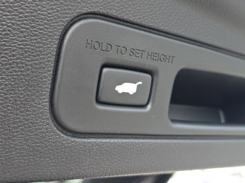 Used 2024 Acura MDX SH-AWD w/ Technology Package image 12