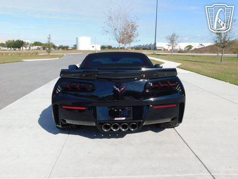 Used 2017 Chevrolet Corvette Z06 image 14