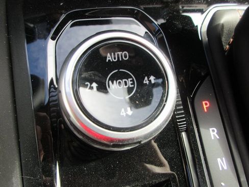 New 2026 GMC Canyon AT4 w/ Nightfall Essentials Package AWD/4WD image 18