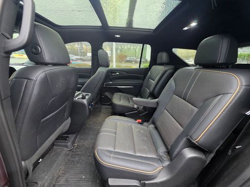Used 2025 Chevrolet Traverse High Country w/ LPO, Floor Liner Package FWD image 13