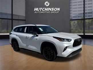Used 2024 Toyota Highlander Limited video 1