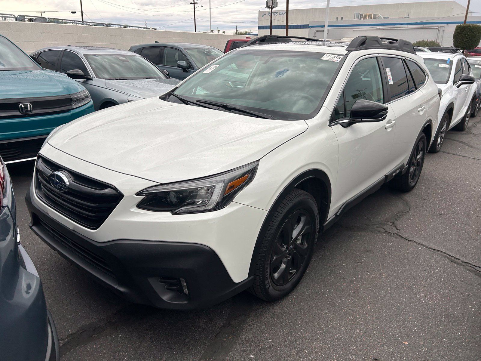 Used 2020 Subaru Outback Onyx Edition XT AWD/4WD image 2