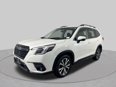 Used 2023 Subaru Forester Limited AWD/4WD image 2
