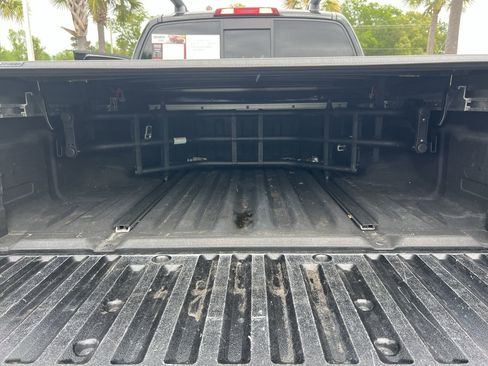 Used 2021 Nissan Frontier PRO-4X w/ Pro-4x Utility Package image 33