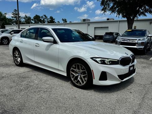 Used 2025 BMW 330i Sedan RWD image 4