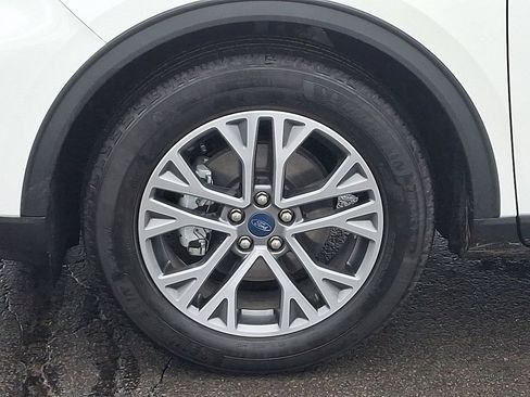 Certified 2022 Ford Escape SEL image 8