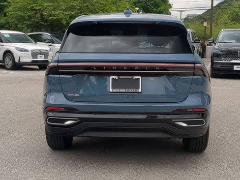New 2026 Lincoln Nautilus Premier w/ Equipment Group 102A AWD/4WD image 4