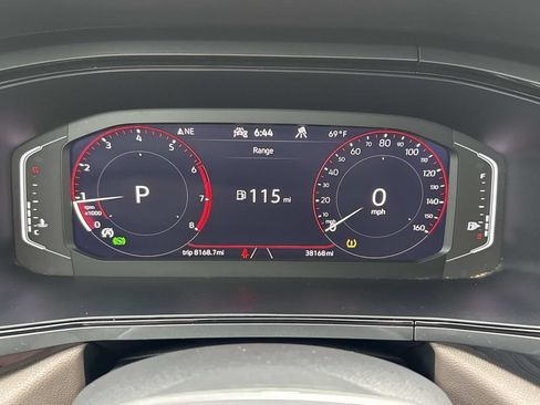 Used 2023 Volkswagen Taos SEL AWD/4WD image 24