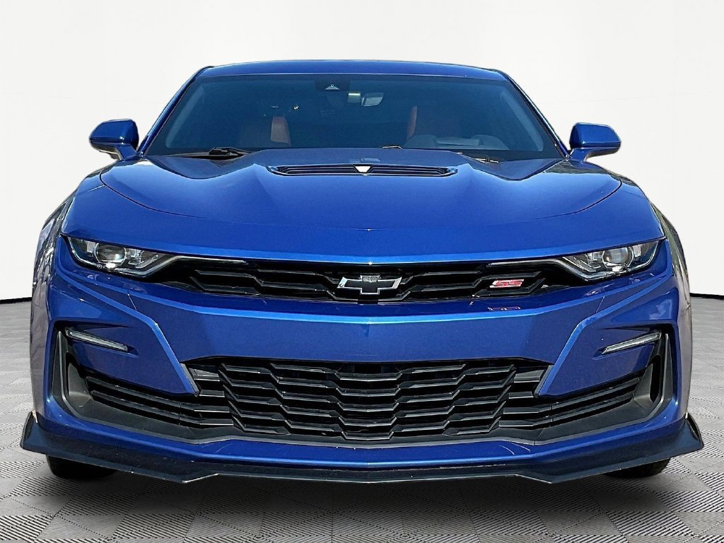 Used 2021 Chevrolet Camaro SS RWD image 2