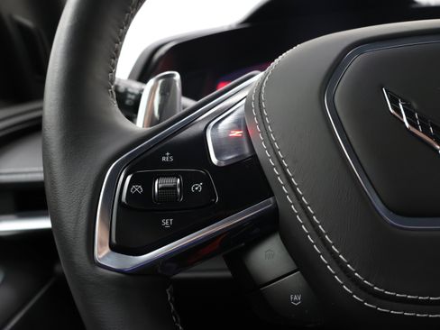 Used 2023 Chevrolet Corvette Stingray Premium Cpe w/ Z51 Performance Package image 14