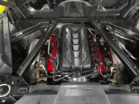 Used 2022 Chevrolet Corvette Stingray Coupe w/ 1LT RWD image 8