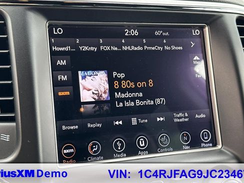 Used 2018 Jeep Grand Cherokee Altitude image 29