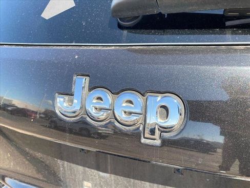Used 2015 Jeep Grand Cherokee Limited RWD image 16