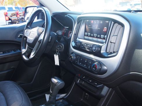 Used 2016 GMC Canyon SLE w/ SLE Convenience Package image 11