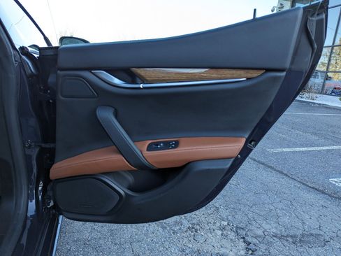 Used 2019 Maserati Ghibli S Q4 image 35