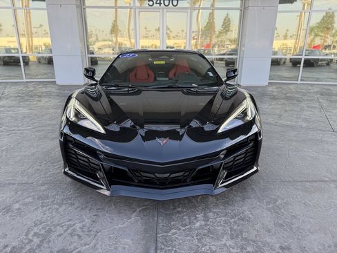 Used 2025 Chevrolet Corvette Z06 image 2