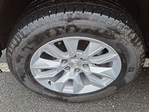 Used 2022 Chevrolet Silverado 1500 Custom image 6