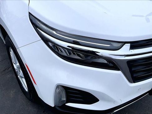 Used 2023 Chevrolet Equinox LT image 32