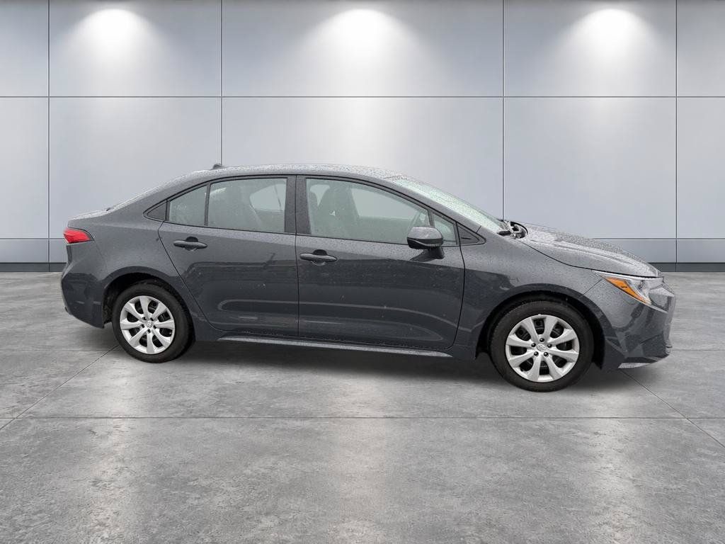 Used 2026 Toyota Corolla LE FWD image 34