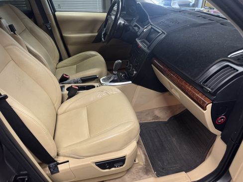 Used 2008 Land Rover LR2 HSE AWD/4WD image 13