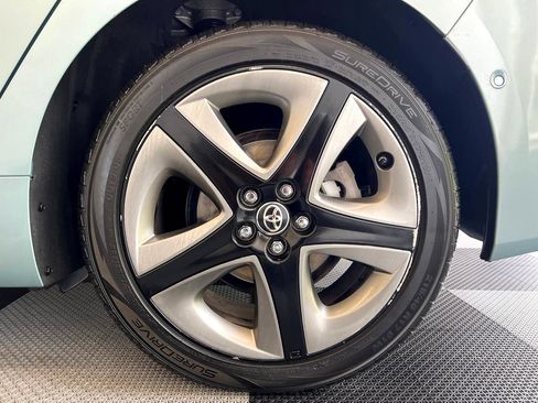 Used 2019 Toyota Prius Limited image 27