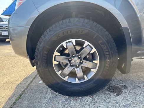 Used 2016 Nissan Frontier PRO-4X w/ Pro-4x Luxury Package image 29