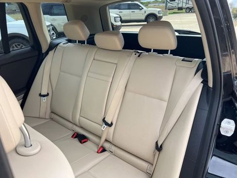 Used 2015 Mercedes-Benz GLK 350 2WD image 16