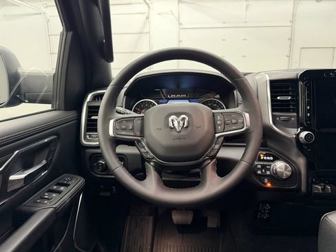 Used 2025 RAM 1500 Laramie AWD/4WD image 21