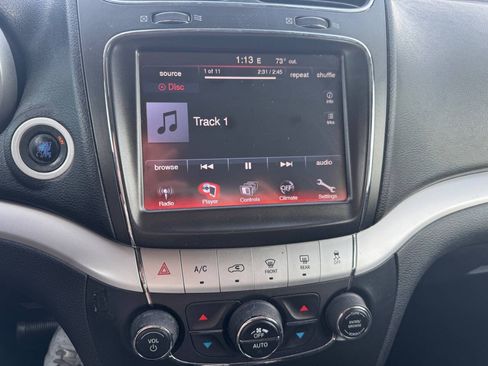 Used 2013 Dodge Journey SXT FWD image 18