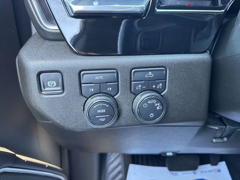 Certified 2025 Chevrolet Silverado 1500 LT image 20