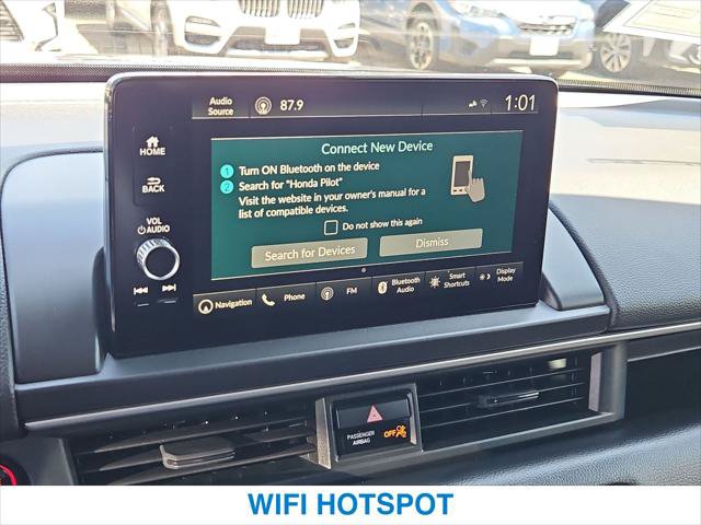 Certified 2023 Honda Pilot Touring image 17
