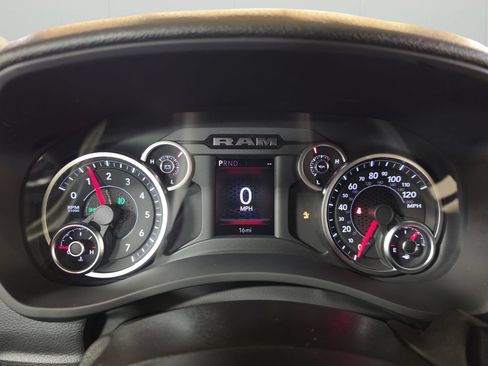 New 2026 RAM 2500 Tradesman AWD/4WD image 19