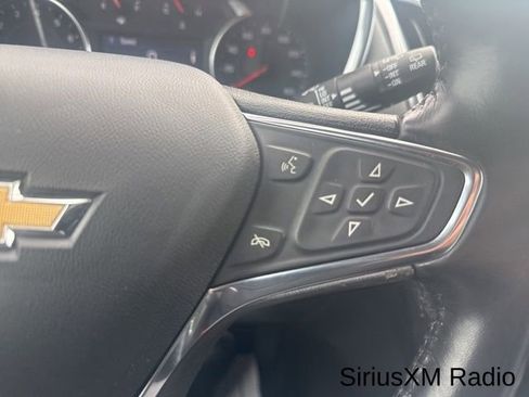 Used 2021 Chevrolet Equinox LT w/ Driver Convenience Package AWD/4WD image 17