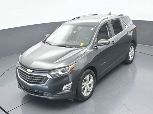 Used 2020 Chevrolet Equinox LT image 41