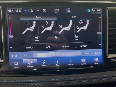 Used 2021 Chrysler Pacifica Touring-L w/ Premium & Safety Sphere Group FWD image 17