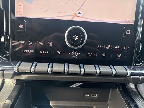 New 2026 GMC Yukon AT4 image 22