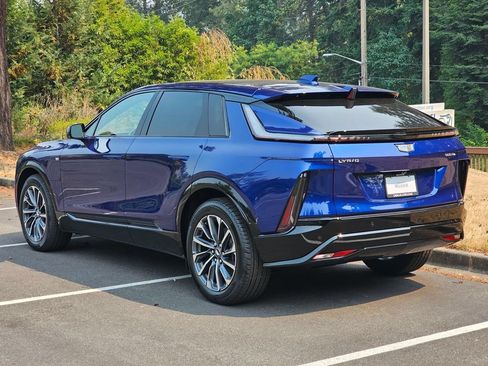 New 2026 Cadillac Lyriq Sport AWD/4WD image 3