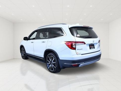 Used 2022 Honda Pilot Touring image 4