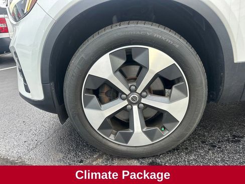 Used 2023 Volvo XC40 B5 Plus w/ Protection Package Premier image 10